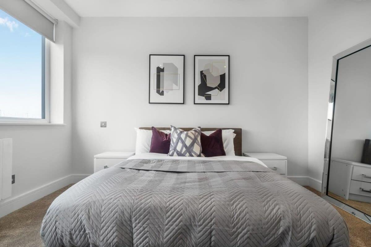 Lovely 1 Bedroom Apartment In The Heart Of Eastleigh Buitenkant foto
